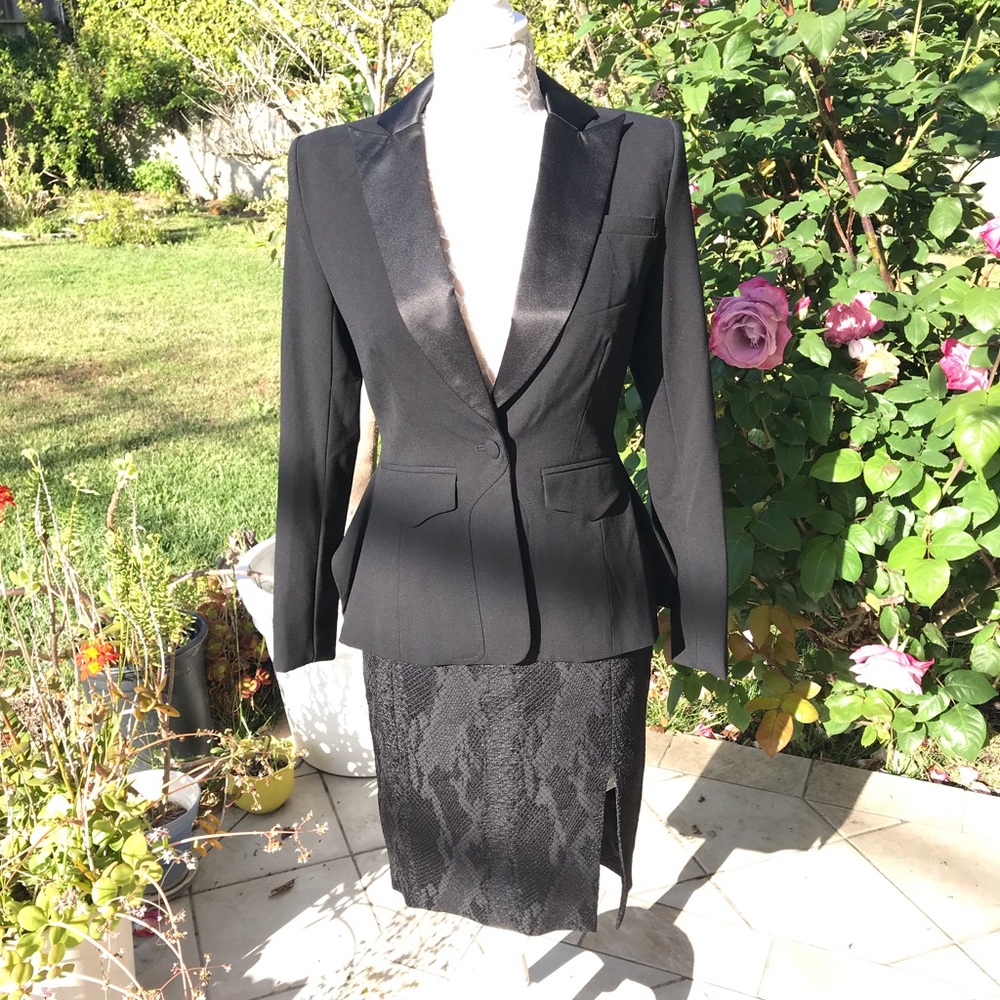 Altuzarra blazer & pencil skirt suit set